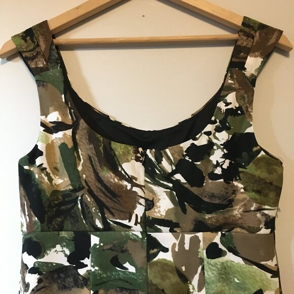 Connected Apparel Sleeveless Jungle Empress Waist Midi Dress - Picture 6 of 16